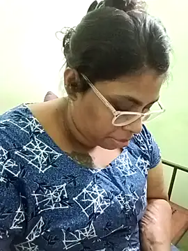 Snapshot of vennila-mallu77 chatting on March 5, 2025, 12:16 am vennila-mallu77 online show from March 5, 2025, 12:16 am