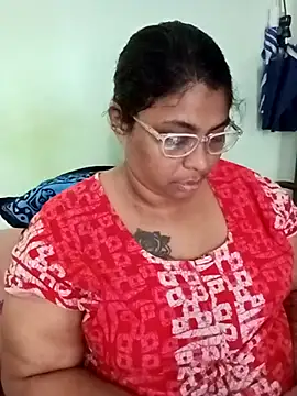 Snapshot of vennila-mallu77 chatting on February 16, 2025, 7:48 am vennila-mallu77 online show from February 16, 2025, 7:48 am