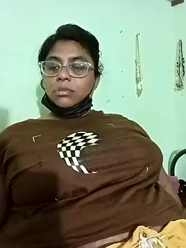 Snapshot of vennila-mallu77 chatting on February 28, 2025, 10:06 pm vennila-mallu77 online show from February 28, 2025, 10:06 pm