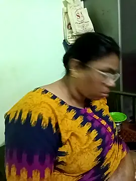 Snapshot of vennila-mallu77 chatting on February 7, 2025, 1:15 am vennila-mallu77 online show from February 7, 2025, 1:15 am