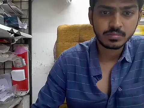 Snapshot of cute_modell chatting on November 5, 2025, 2:20 pm cute modell online show from November 5, 2025, 2:20 pm