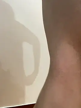 yfx468 online show from December 2, 2025, 12:07 pm