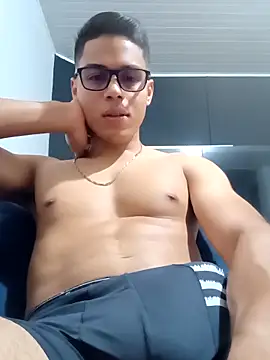 Snapshot of HornyTiger744 chatting on February 26, 2026, 1:16 am HornyTiger744 online show from February 26, 2026, 1:16 am