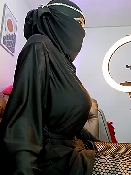 azahara faraah online show from October 29, 2025, 5:01 pm