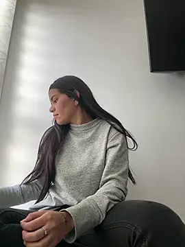 Anddyy   online show from January 31, 2026, 9:35 pm