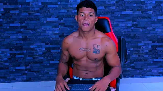 maxsteel177 online show from December 1, 2025, 3:02 pm