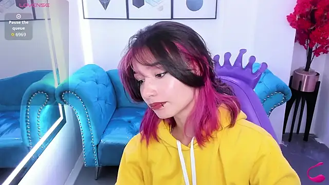 Akaza Hakuji  online show from January 7, 2026, 12:32 pm