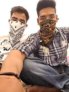 13horny13 online show from March 17, 2025, 7:02 am