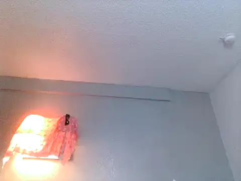 Snapshot of AQuickPhyx chatting on February 16, 2025, 9:04 am AQuickPhyx online show from February 16, 2025, 9:04 am