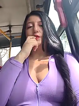 Snapshot of Melyy_Edii chatting on June 7, 2026, 3:17 pm Melyy Edii online show from June 7, 2026, 3:17 pm