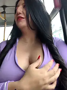 Melyy Edii online show from March 29, 2026, 9:16 pm