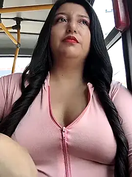 Melyy Edii online show from March 25, 2026, 7:02 pm