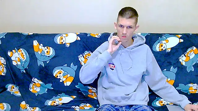 Lester Broo online show from October 10, 2025, 9:15 pm