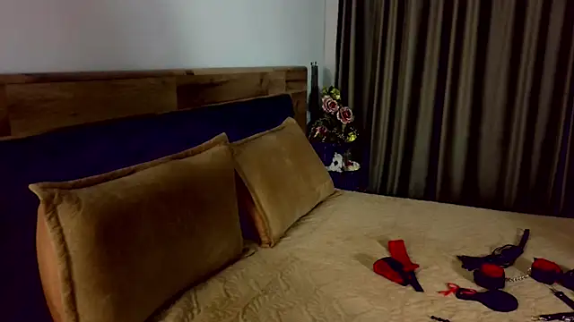 ShadowSweety online show from February 19, 2025, 9:58 pm