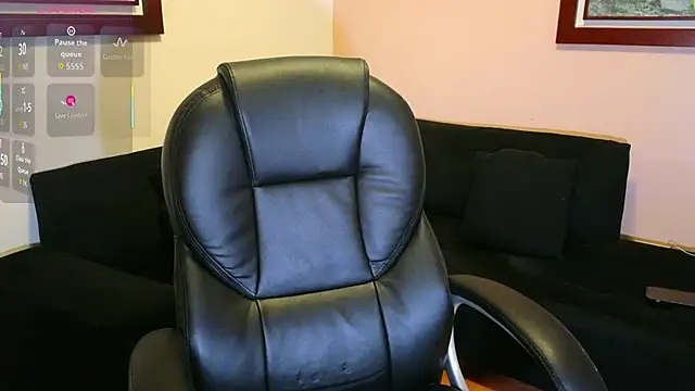 Snapshot of hairyncuteass chatting on October 18, 2025, 2:46 am hairyncuteass online show from October 18, 2025, 2:46 am