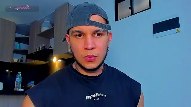 austinoficial online show from May 25, 2026, 10:08 pm