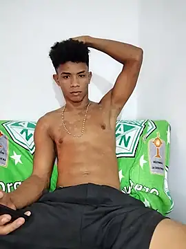 Snapshot of Black_Manba chatting on February 16, 2025, 12:19 am Black Manba online show from February 16, 2025, 12:19 am