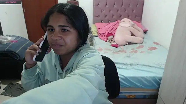 july-feria online show from October 25, 2025, 2:44 am