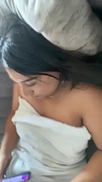 Snapshot of saraa_franco_ chatting on November 8, 2025, 9:07 pm saraa franco online show from November 8, 2025, 9:07 pm