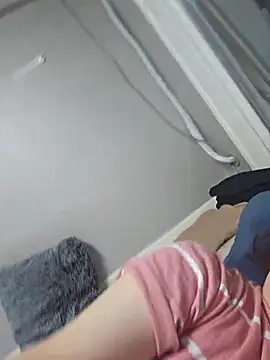 Snapshot of sklkeee0531 chatting on February 12, 2025, 10:46 am sklkeee0531 online show from February 12, 2025, 10:46 am