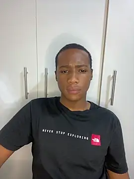 snotLoud online show from February 23, 2025, 5:18 pm