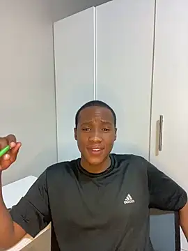 snotLoud online show from February 13, 2025, 5:33 pm