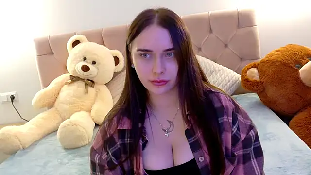 Snapshot of Lilliana_Moon chatting on November 16, 2025, 7:35 am Lilliana Moon online show from November 16, 2025, 7:35 am