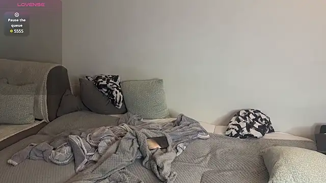 Snapshot of muscleloves chatting on February 23, 2025, 6:23 pm muscleloves online show from February 23, 2025, 6:23 pm