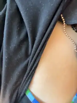 Snapshot of zahra_Jalid chatting on December 20, 2025, 10:12 pm zahra Jalid online show from December 20, 2025, 10:12 pm