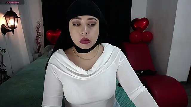 Snapshot of zahra_Jalid chatting on February 27, 2025, 8:09 pm zahra Jalid online show from February 27, 2025, 8:09 pm