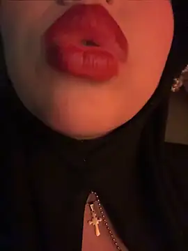 zahra Jalid online show from May 22, 2026, 9:46 pm