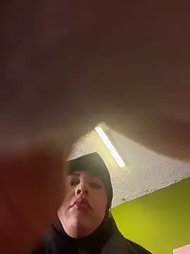 zahra Jalid online show from March 17, 2026, 11:08 pm