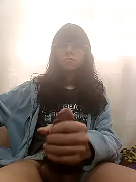 ChloeRaccoon online show from October 9, 2025, 8:42 pm