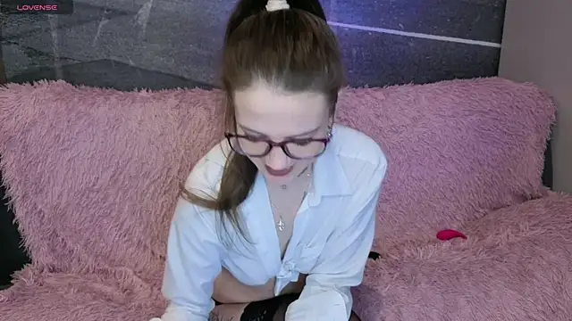 Iriss Miller online show from February 27, 2026, 8:36 am