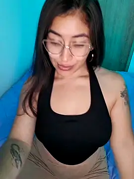 Snapshot of AnonymousGirl chatting on February 14, 2026, 4:13 am AnonymousGirl online show from February 14, 2026, 4:13 am