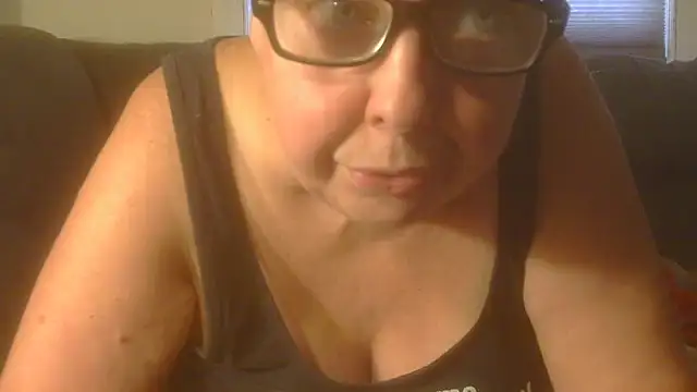 KittysUsedPantys online show from October 1, 2025, 5:17 pm