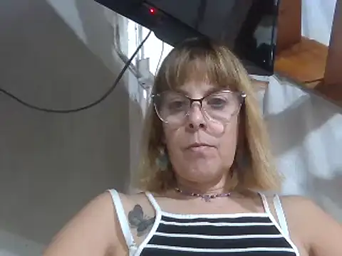 Snapshot of bhianca123 chatting on February 21, 2025, 6:26 pm bhianca123 online show from February 21, 2025, 6:26 pm