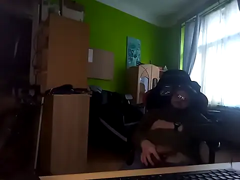 stary-w-kalesonach online show from February 4, 2025, 2:43 pm