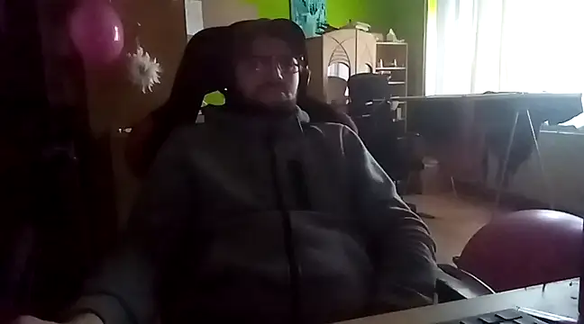 stary-w-kalesonach online show from February 17, 2025, 3:44 pm