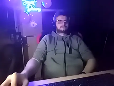 stary-w-kalesonach online show from February 16, 2025, 9:38 pm