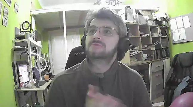 stary-w-kalesonach online show from March 2, 2025, 6:13 pm