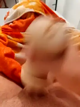 kzzix online show from December 15, 2025, 1:00 am