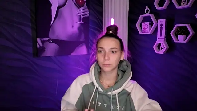 annabishop online show from October 9, 2025, 12:22 am