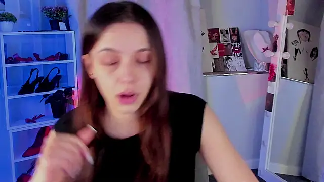 Sahara Shields online show from November 12, 2025, 10:30 am