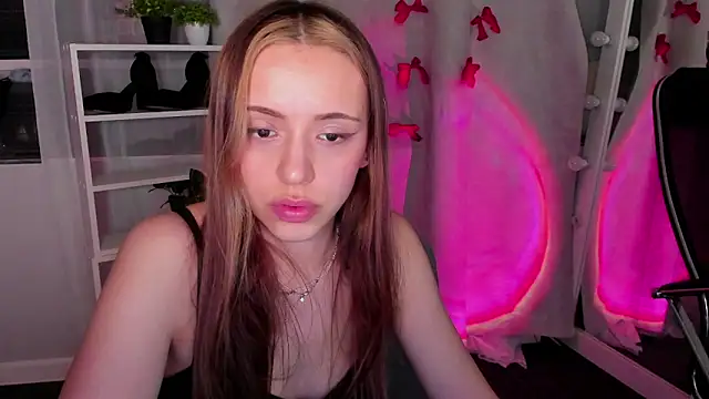 Sahara Shields online show from February 25, 2025, 4:35 pm