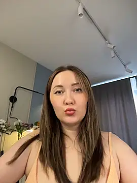 Snapshot of Kiss_My_Body chatting on June 11, 2026, 2:03 pm Kiss My Body online show from June 11, 2026, 2:03 pm