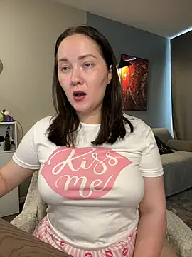 Kiss My Body online show from August 6, 2026, 2:34 pm
