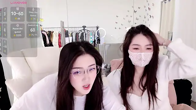 miaomiao-777 online show from February 28, 2026, 4:34 am