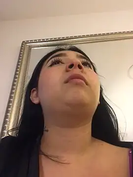 BrianaaTaylor online show from February 18, 2025, 3:31 pm