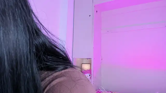 BrianaaTaylor online show from September 25, 2025, 9:21 pm